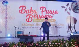 Menkominfo Rudiantara memberikan sambutan pada acara Buka Puasa Bersama (31/5).