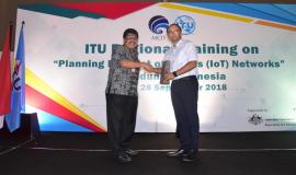 Johon Burman Sianipar Kepala Subdirektorat Teknologi Inpormasi Bersama Narasumber Pelatihan ITU Regional Bandung 25/9 2018