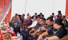 Situasi saat berlangsungnya sambutan oleh Gubernur Sumatera Barat Irwan Prayitno pada kegiatan peletakan batu pertama pembangunan gedung kantor Balai Monitor Kelas II Padang pada Jumat (23/8).