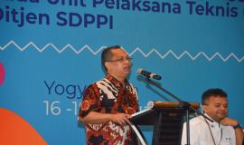 Sesditjen SDPPI R Susanto menyampaikan paparannya pada acara Akselerasi Penyerapan Anggaran pada Unit Pelaksana Teknis (UPT) Ditjen SDPPI (17/2).