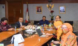 Situasi saat kegiatan seminar daring TIP in Asia Pacific: Indonesia-Path Towards a Digital Society bersama GSMA, TIP dan Telkom University yang berlangsung di Jakarta (22/07/2020).