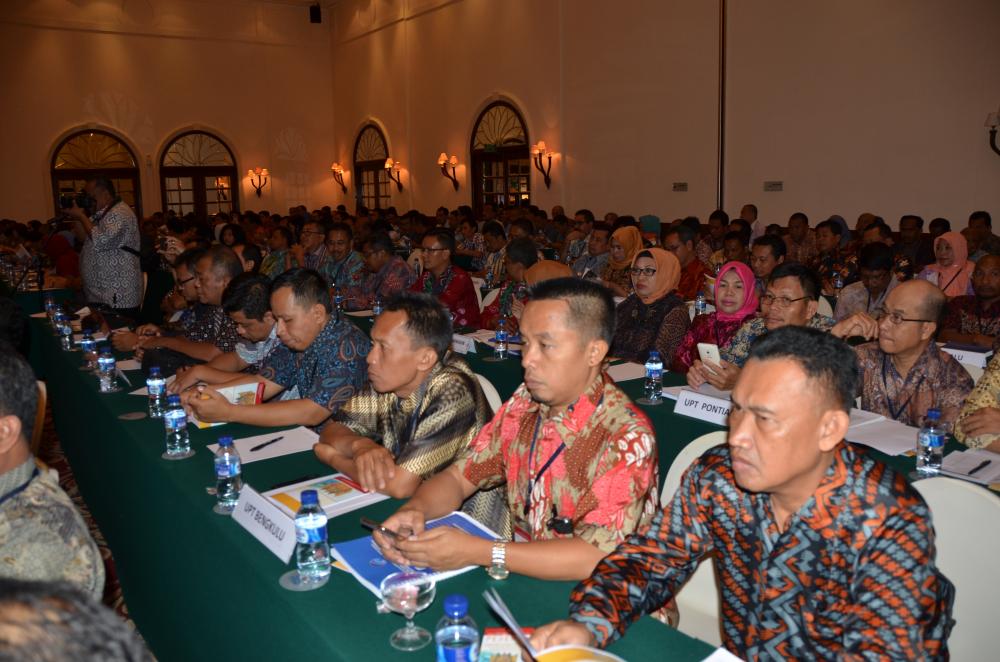 Peserta dari UPT sedang mengikuti Lokakarya Ditjen SDPPI 2016, yang diselenggarakan di Yogyakarta, tanggal 25 -26 Mei 2016