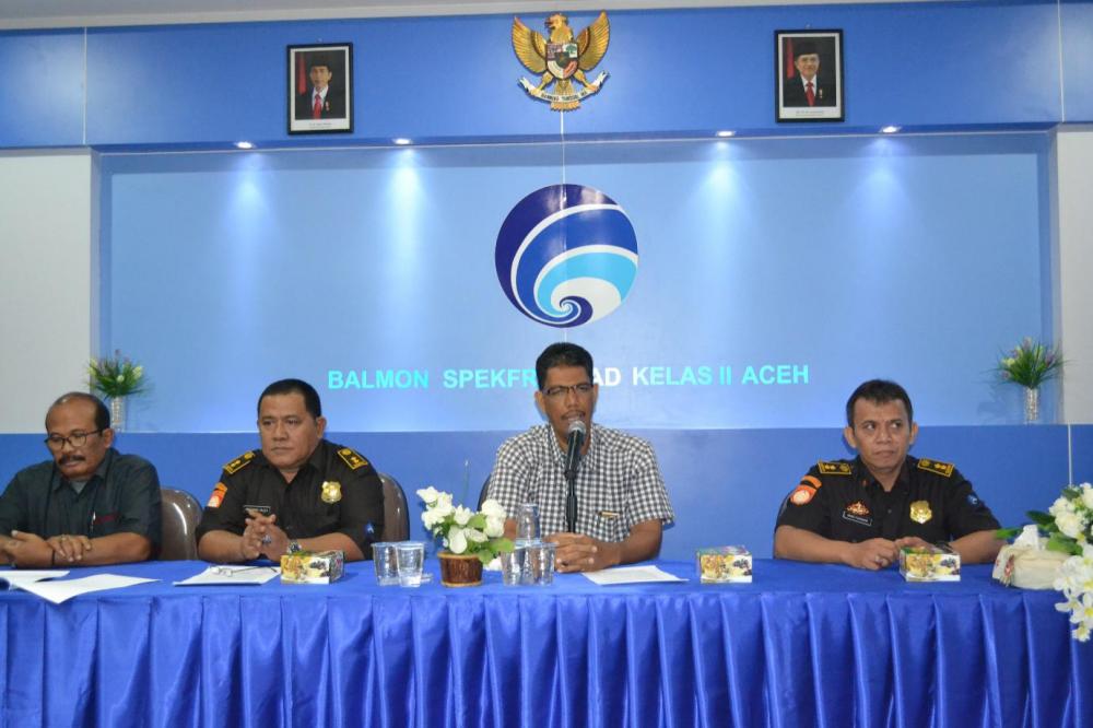 Ilustrasi: PLH Kepala Balai Monitoring Kelas II Banda Aceh Junaidi, membuka rapat penyusunan SOP  PPNS (9/9) . Penyusunan SOP diharapkan bisa menjadi pedoman standar, menyeragamkan sikap dan tindakan bagi PPNS dalam mengawal undang-undang.