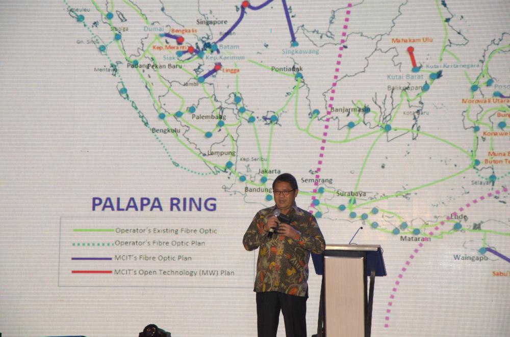 Ilustrasi: Tahun 2019 diharapkan semua kota/kabupaten di Indonesia terkoneksi broadband hal tersebut disampaikan oleh Menkominfo pada  acara Gala Dinner (26/9)  sehari menjelang peringatan Hari Bhakti Postel yang ke 71