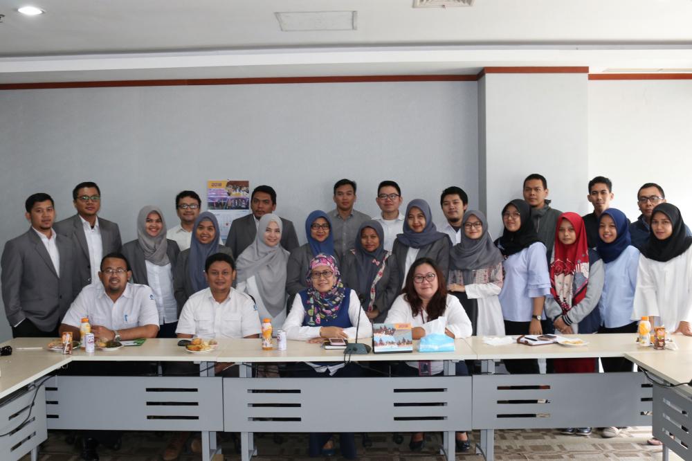 Ilustrasi: Para peserta training bersama Kasubdit Konsultasi dan Data, Fidyah Ernawati