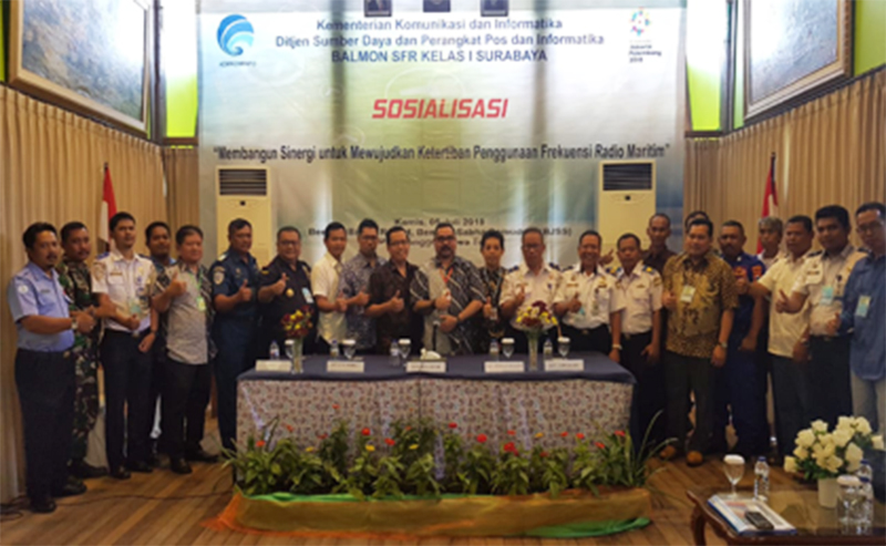 Kabalmon Kelas I Surabaya, Jawa Timur, Sensilaus Dore berfoto bersama peserta sosialisasi bertema 