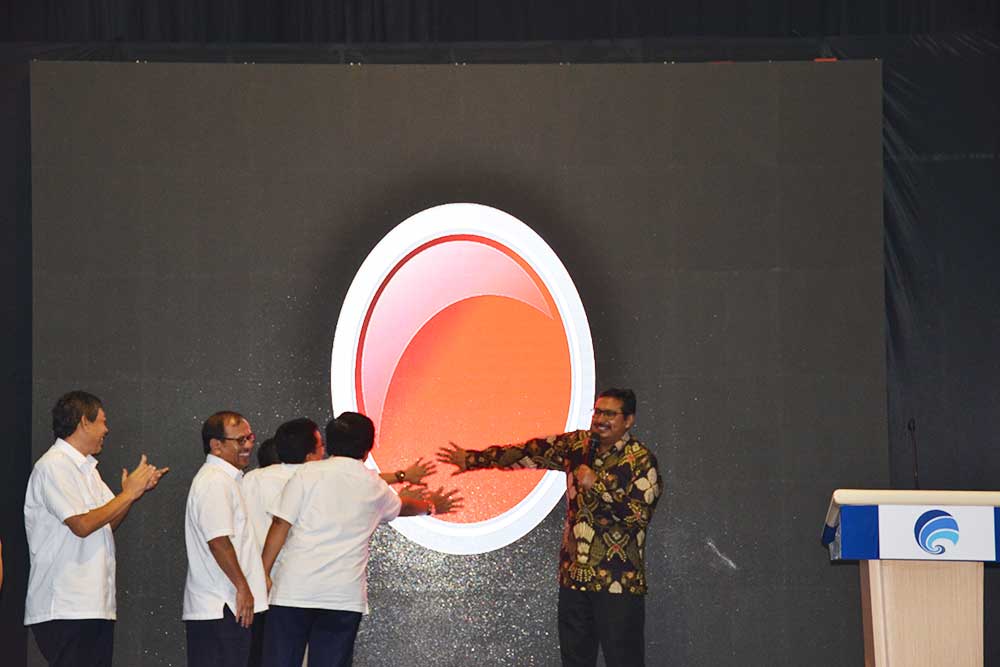 Ilustrasi: Dirjen SDPPI Ismail (kanan) bersama sejumlah pejabat membuka Kominfo Expo 2018 di Lapangan Anantakupa, Kementerian Kominfo, di Jakarta, Senin (26/11/2018).