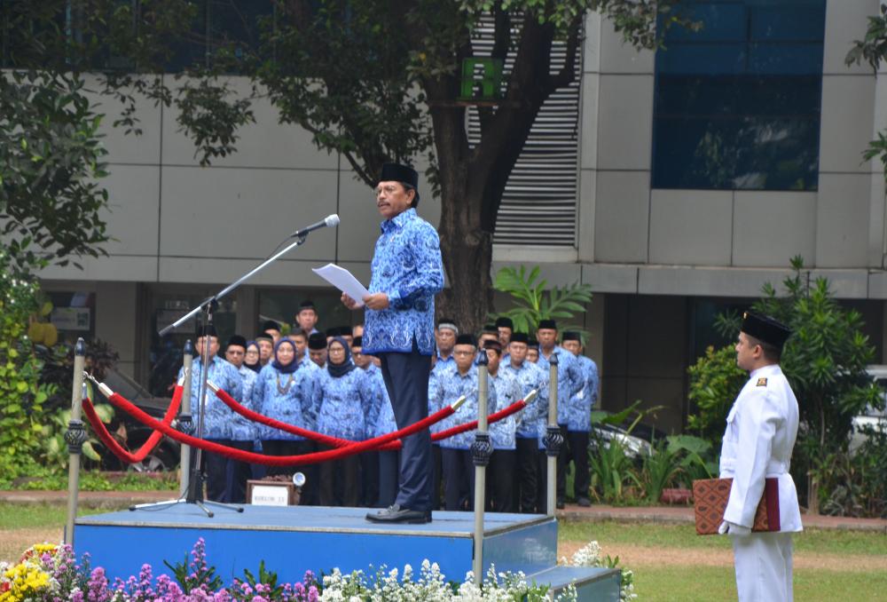 Menkominfo Kabinet Indonesia maju, Johnny G. Plate, menjadi Inspektur Upacara, menyampaikan Sambutan pada Upacara Peringatan Hari Sumpah Pemuda bertempat di Lapangan Anantakupa Kemkominfo, Senin (28/10/2019).